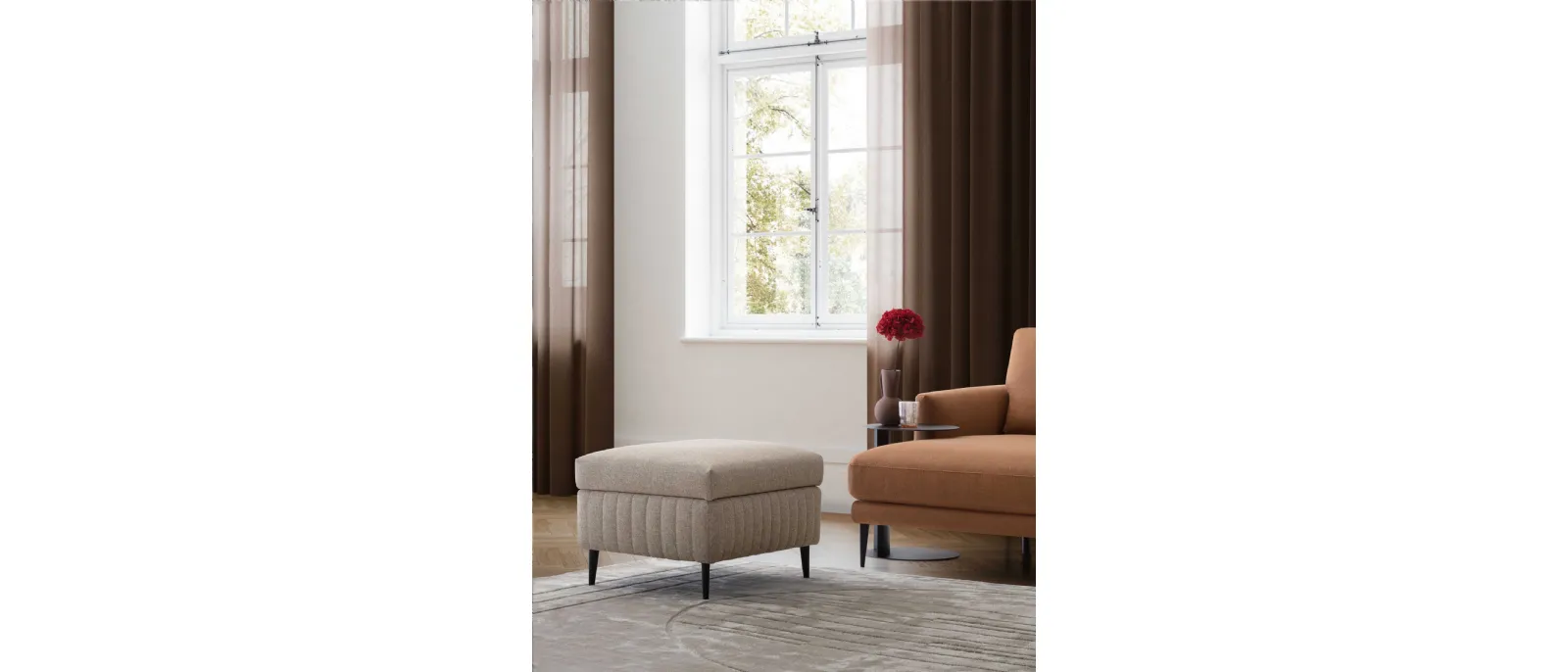 Pouf contenitore in tessuto imbottito e trapuntato Treasure di Le Comfort