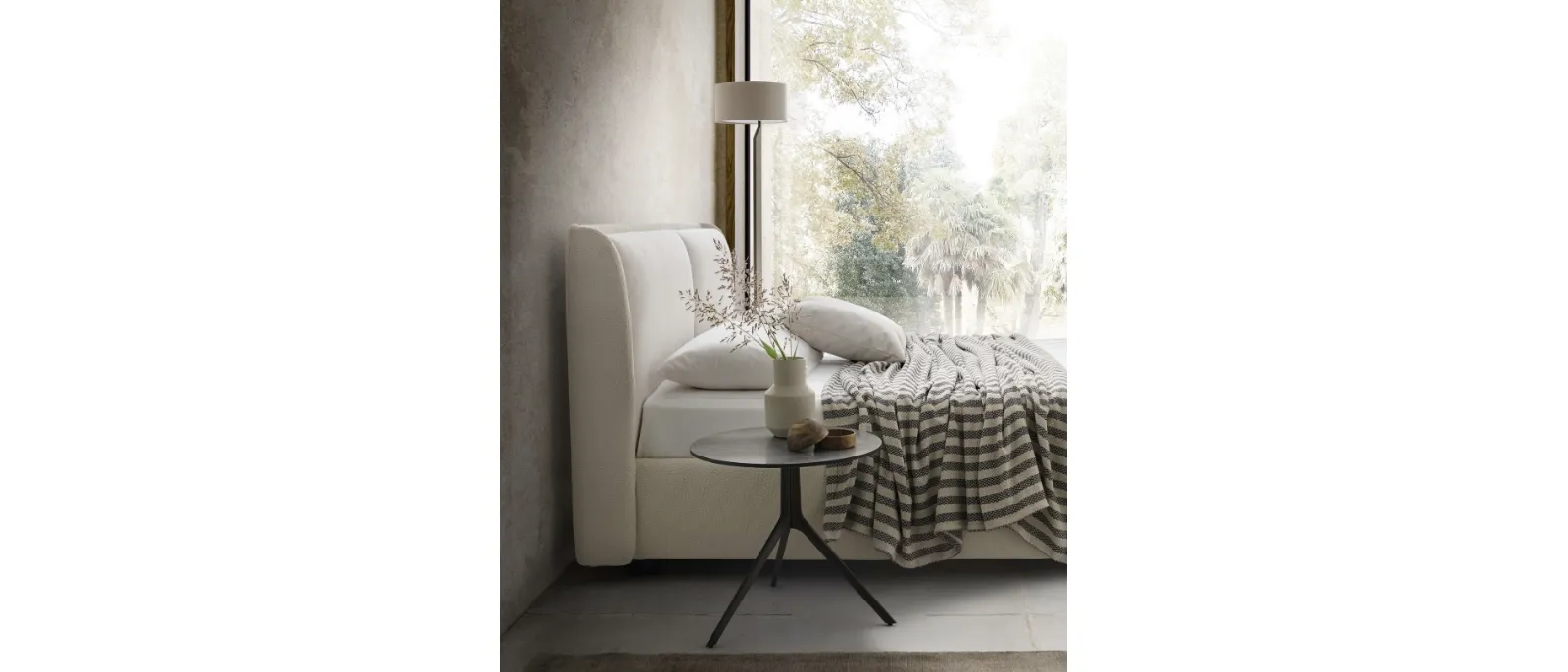 Letto Windsor con box contenitore di Le Comfort