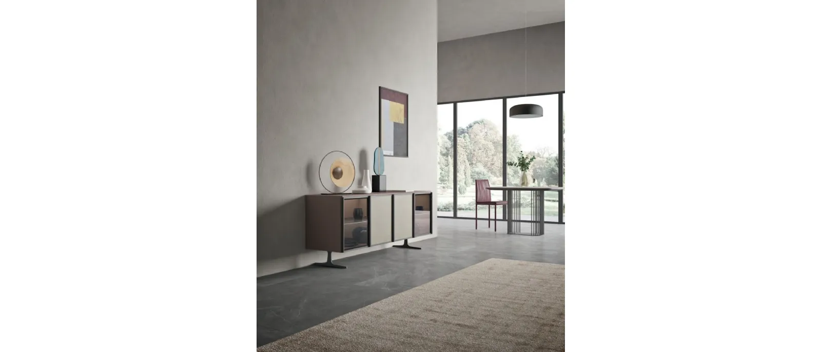 Madia in laccato opaco terra con ante in vetro bronzato e cemento écru Glass 2 di Orme
