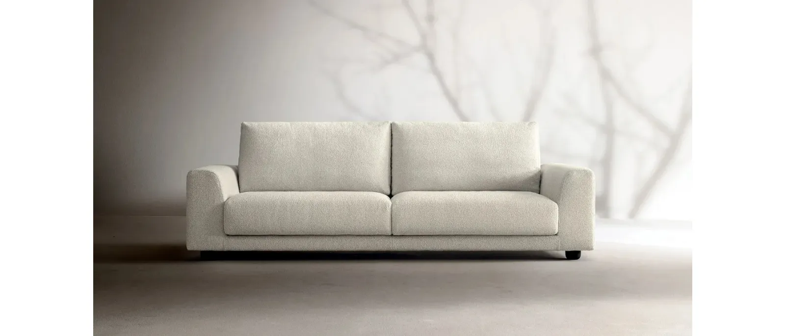 Divano lineare Norman di Doimo Salotti