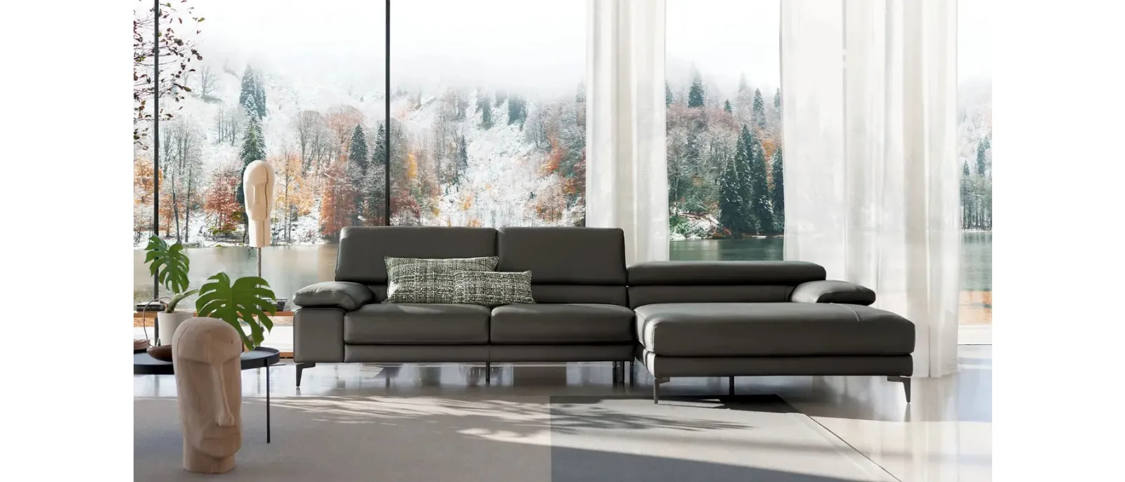 Divano in pelle Paris di Doimo Salotti