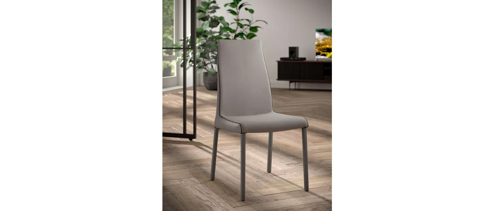 Sedia in pelle Blitz di Ozzio