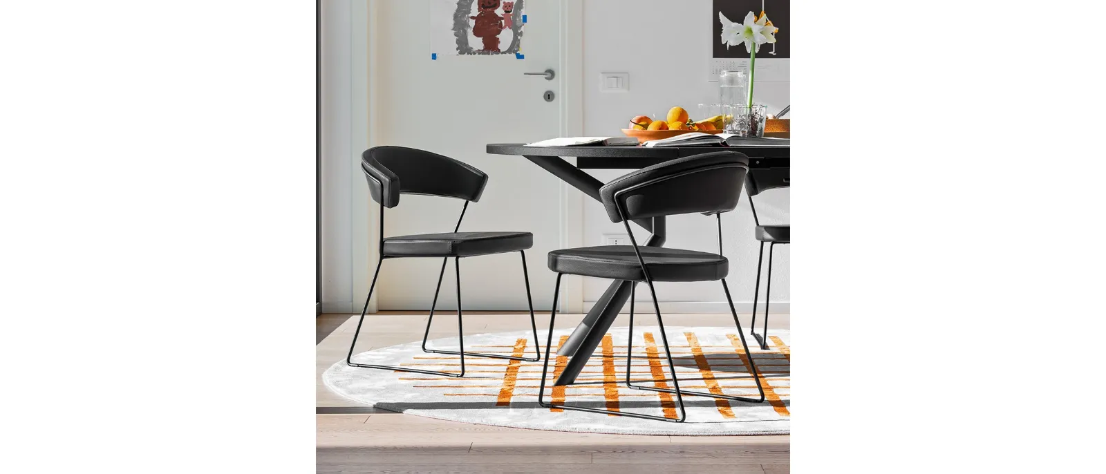 Sedia in ecopelle New York di Connubia