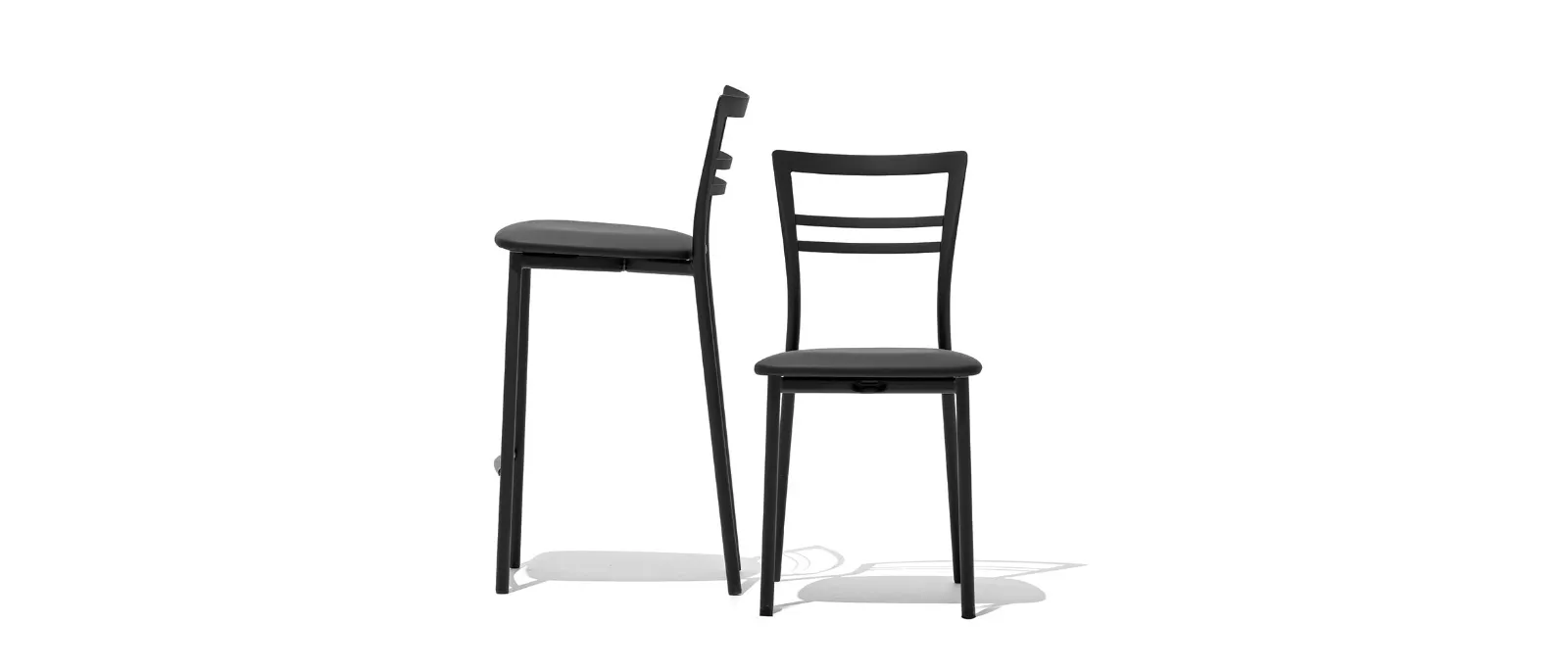 Sgabello Go! in metallo con seduta imbottita di Connubia