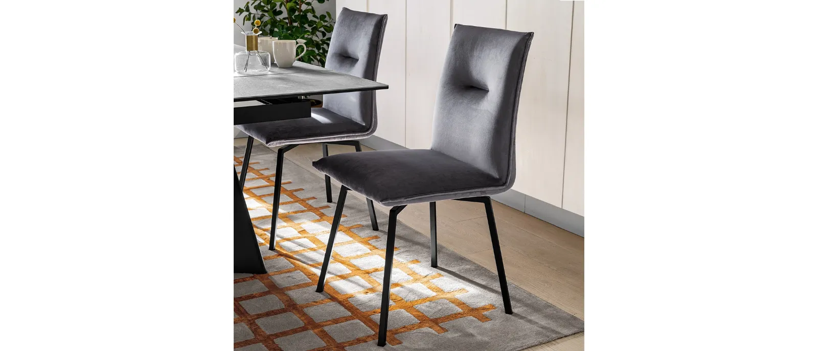 Sedia Maya di Connubia