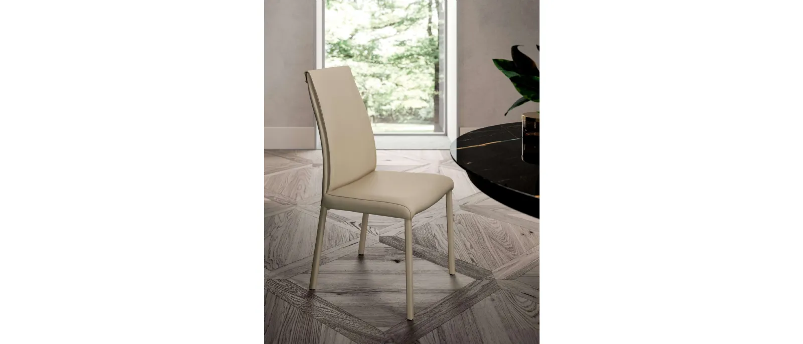 Sedia imbottita Megan di Ozzio