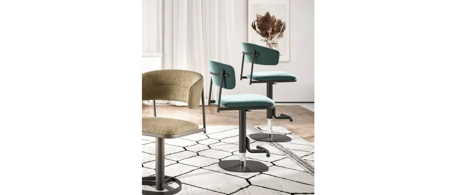 Sgabelli in tessuto Adam e Alida di Ozzio