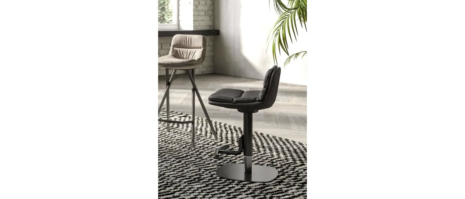 Sgabello Morfeo di Ozzio