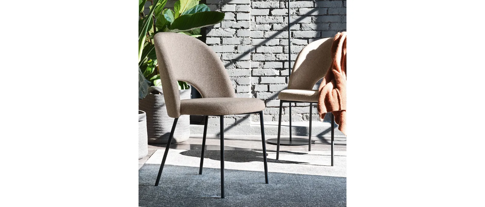 Sedia Tuka Mid Hole di Connubia