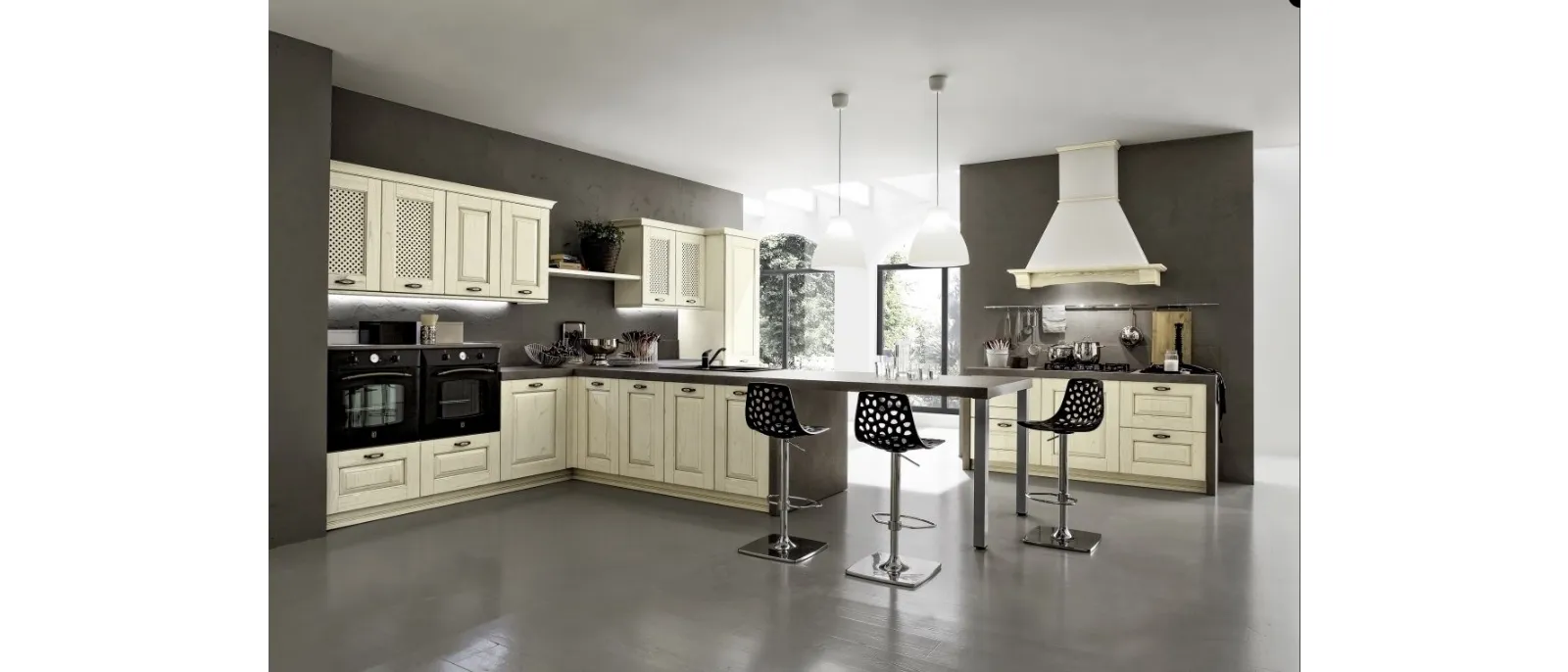Cucina Shabby Chic con penisola Nora 06 in legno laccato Decapé Bianco Antico di Arrex